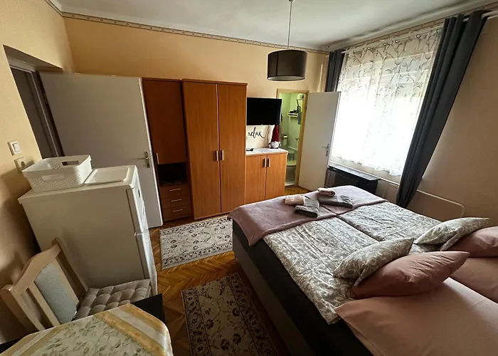 Relax13 Vendeghaz 3*