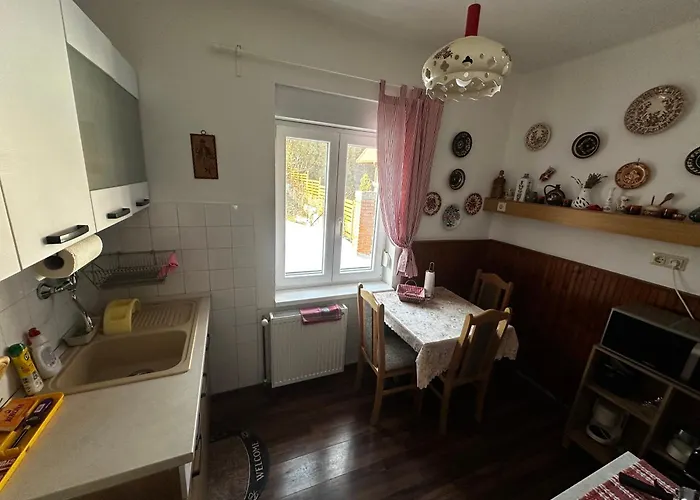 Relax13 Vendeghaz ゲストハウス